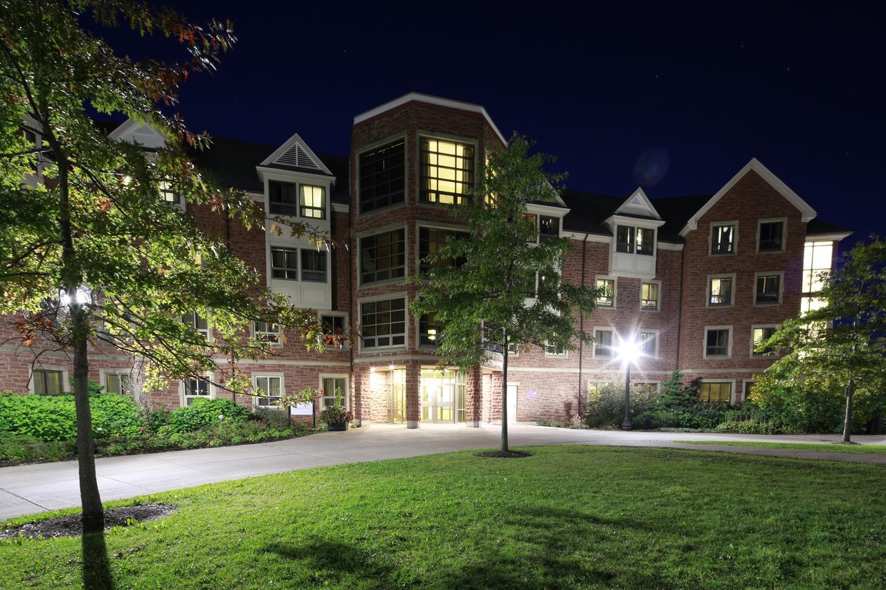 Mount Allison Summer Accommodations Sackville Exterior photo