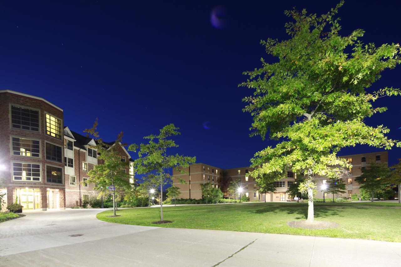 Mount Allison Summer Accommodations Sackville Exterior photo